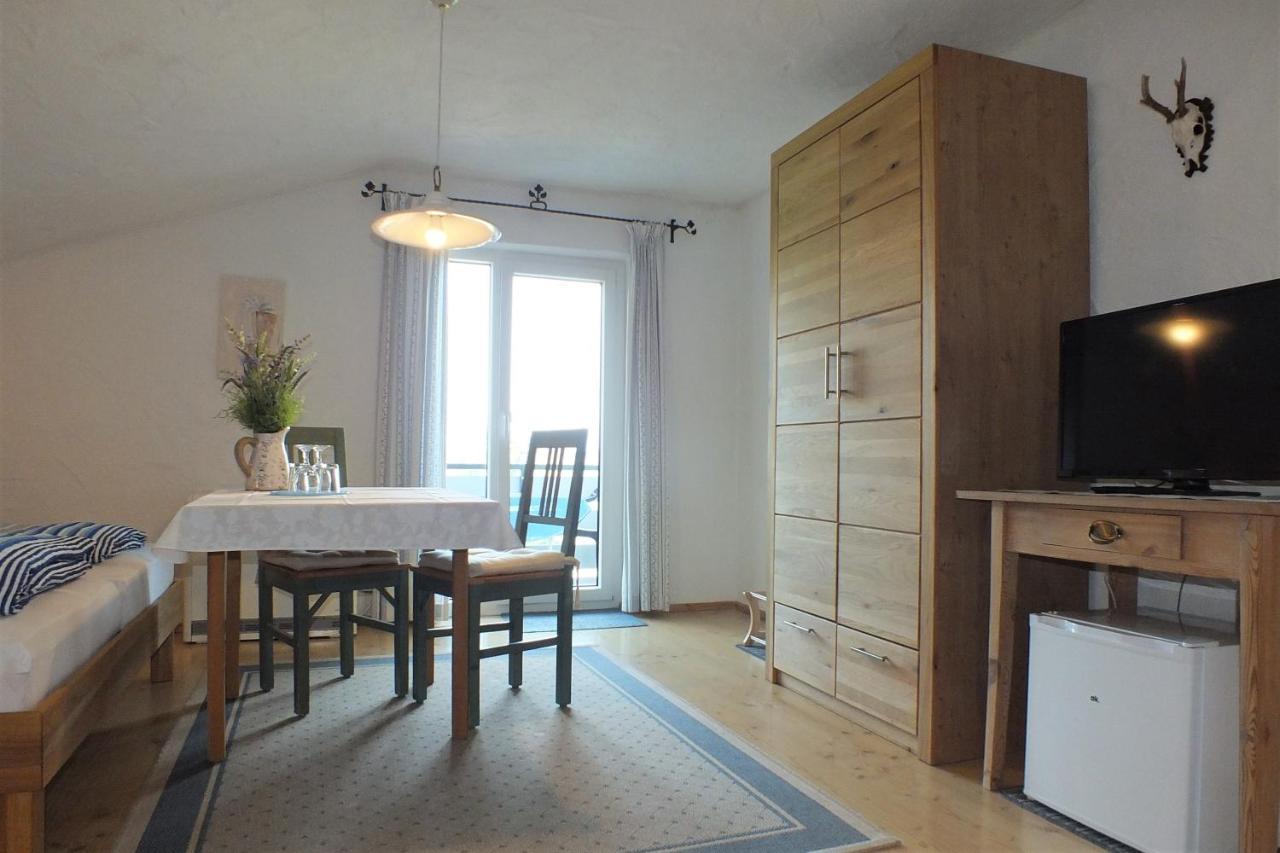 Hotel Haus Chiemseeblick à Grabenstätt Extérieur photo